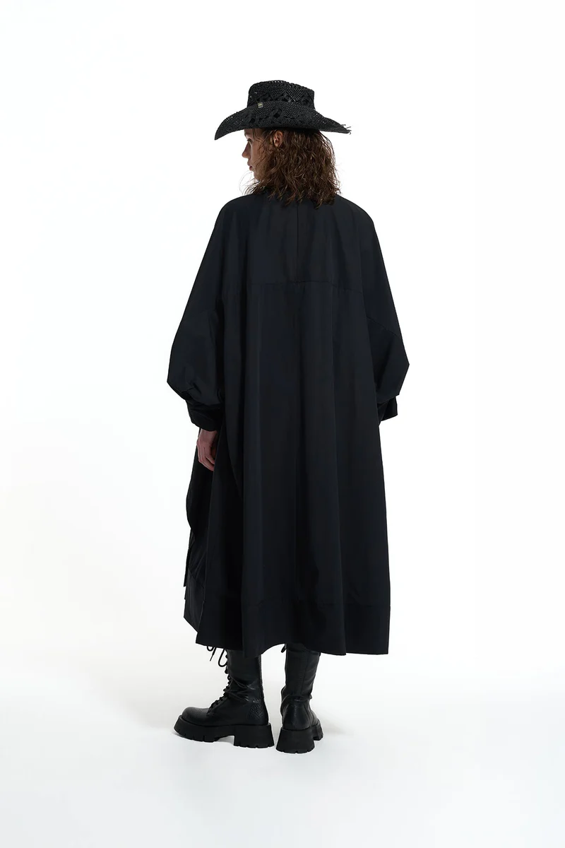 CASACO TRENCH COAT PRETO COM GOLA XALE ASSIMÉTRICA - VS26-19146 5 CASACO TRENCH COAT PRETO COM GOLA XALE ASSIMÉTRICA - VS26-19146 - Image 6